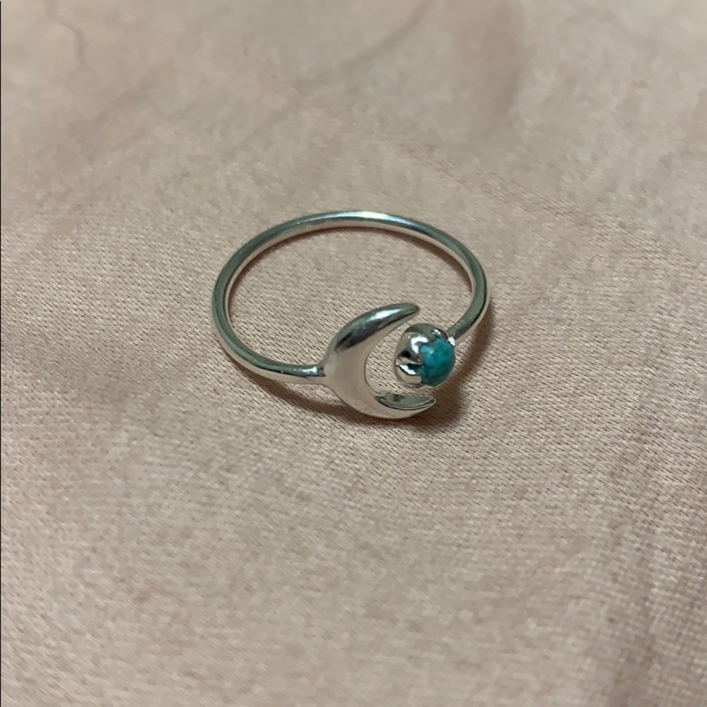 ring - Picture 2 of 2